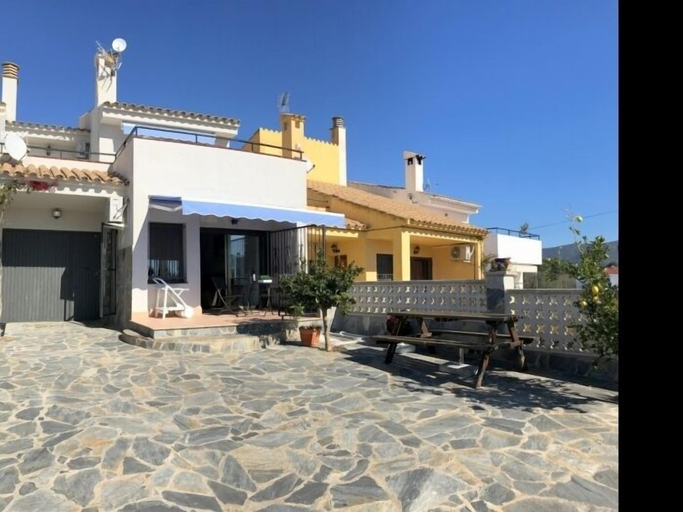 Exterior & Views 2, Casa Bages, Girona