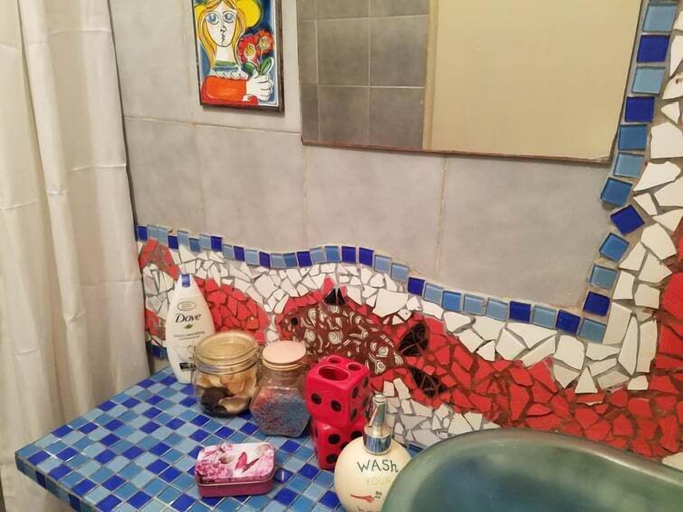 Bathroom 3, Downtown Duplex, Belgrade