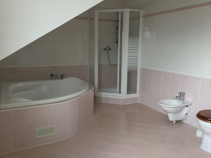 Bathroom, Justyna, Pardubice