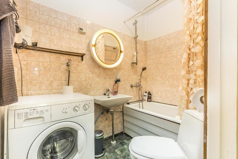 Bathroom, Go Happy Home Apartment Mikonkatu 18, Uusimaa