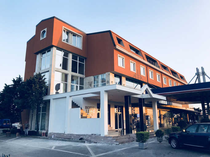 Exterior & Views 2, Hotel Liss 2, Lezhës