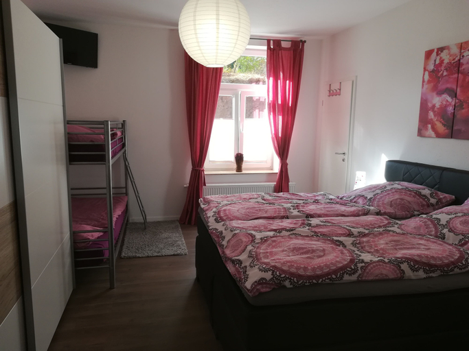 Bedroom 3, Haus Eveline, Eisenach