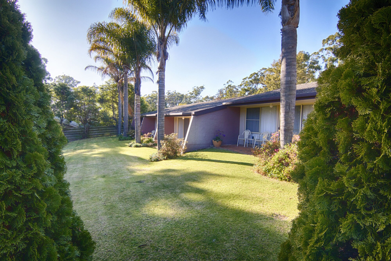 Others 5, Fairway Motor Inn, Bega Valley