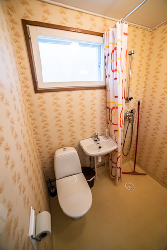 Bathroom 4, Arctic Guesthouse & Igloos, Lapland