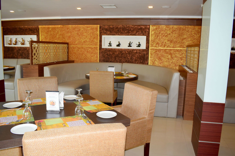 Food & Drinks 5, Nakshatra Emerald Inn, Thrissur