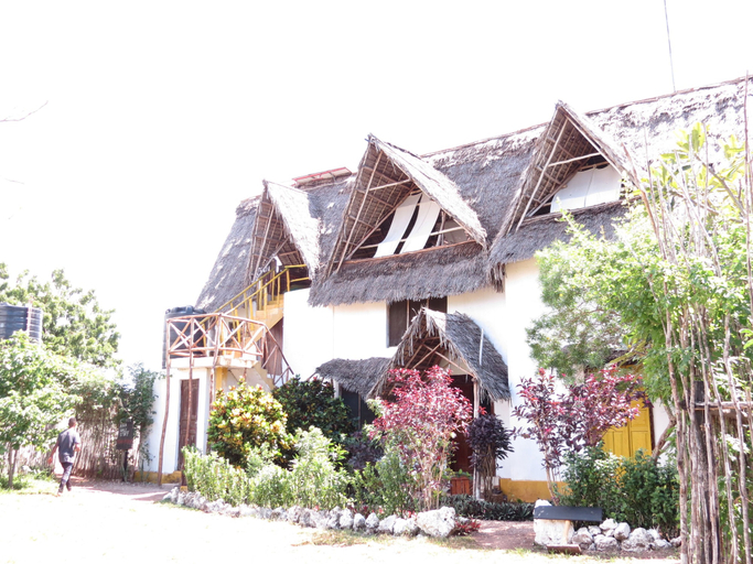 Exterior & Views 1, Zeru Zeru, Kati