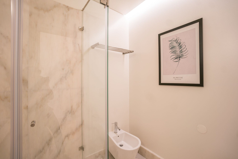Bathroom 4, Courtyard & Elegance Apartment, Lisbon