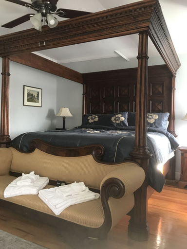 Bedroom 3, Edgewood Manor, Providence