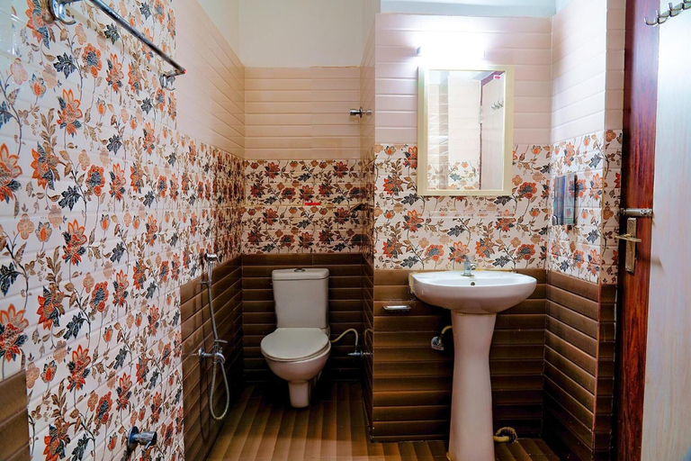 Bathroom 4, The Kanchan Plaza, Khordha