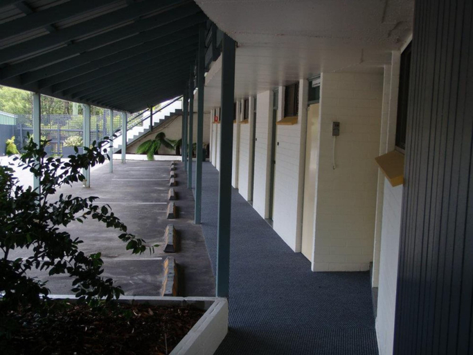 Others 5, West Coaster Motel, West Coast