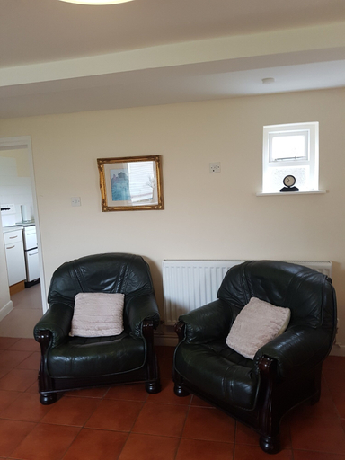 Others 4, Lynden Cottage, Lincolnshire