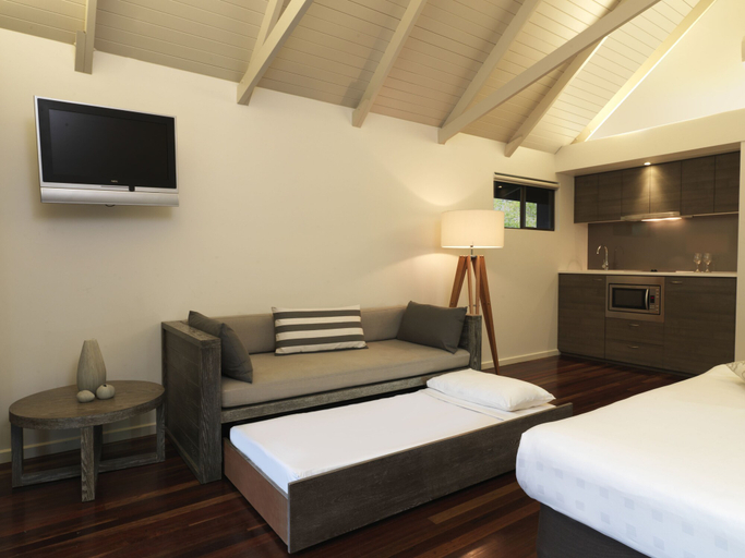 Bedroom 4, Palm Bungalows, Whitsunday