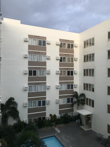Exterior & Views 2, Stanford Suites, Biñan