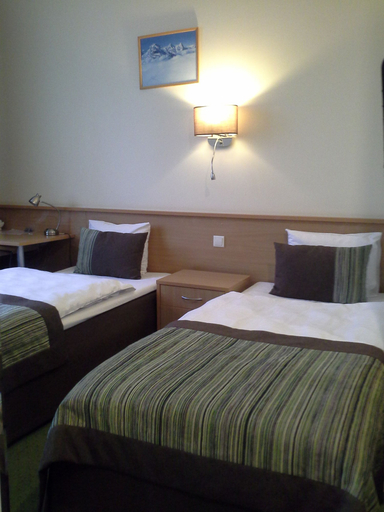 Bedroom 4, Sky High Hotel, Riga