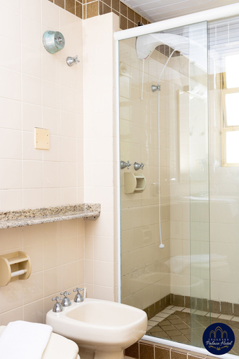 Bathroom 4, Ingleses Palace Hotel, Florianopolis