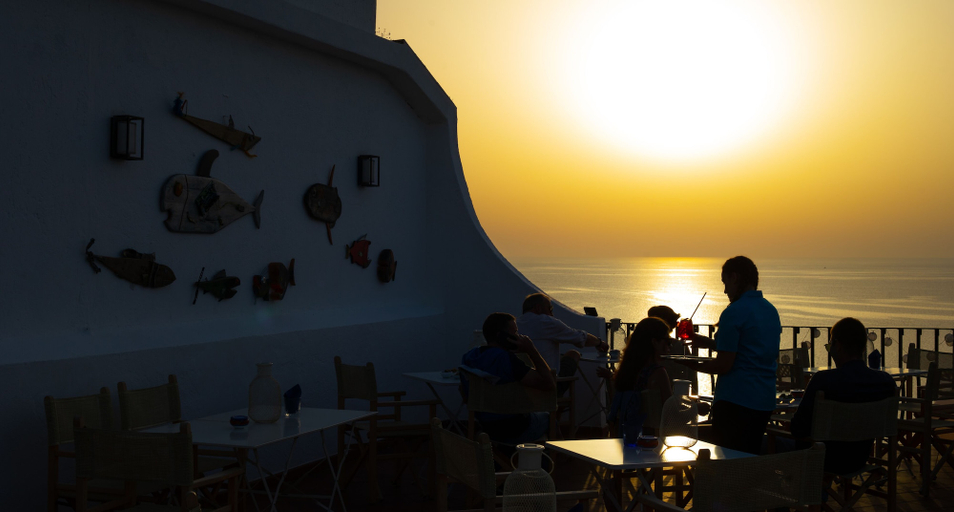 Food & Drinks 5, Hotel Punta Scario, Messina