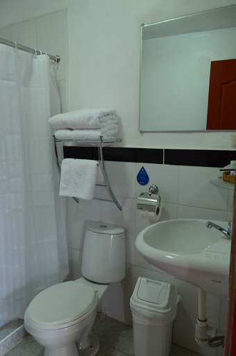 Bathroom 4, Hotel Casa Campesina, Cusco