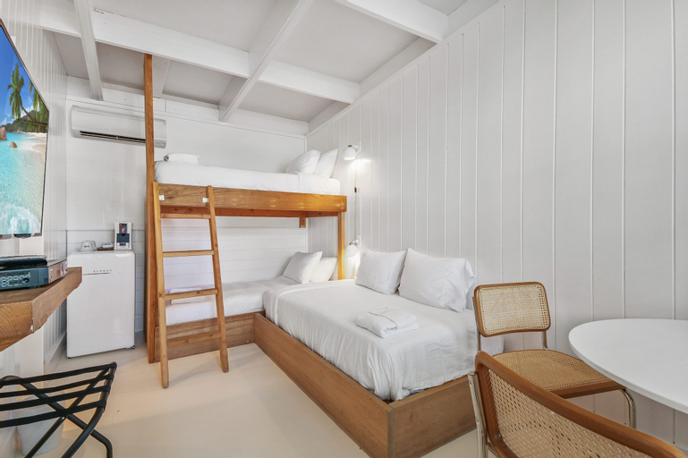 Bedroom 4, Ruschmeyers Hotel, Suffolk