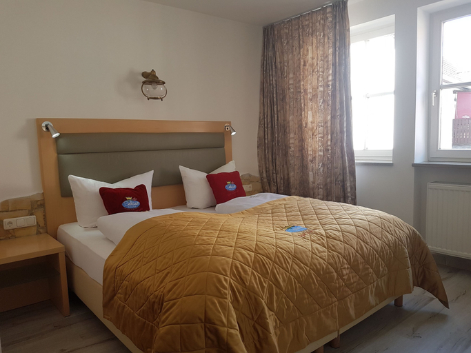 Bedroom 1, Ente von Wassertrüdingen, Ansbach