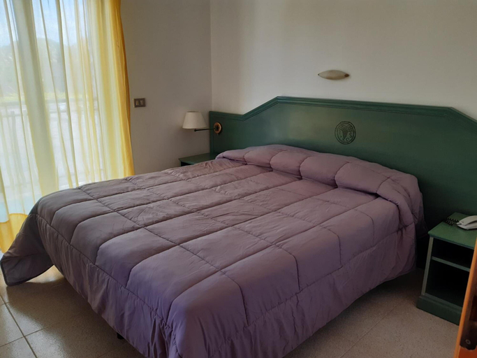 Bedroom 3, Villaggio Alkantara, Messina