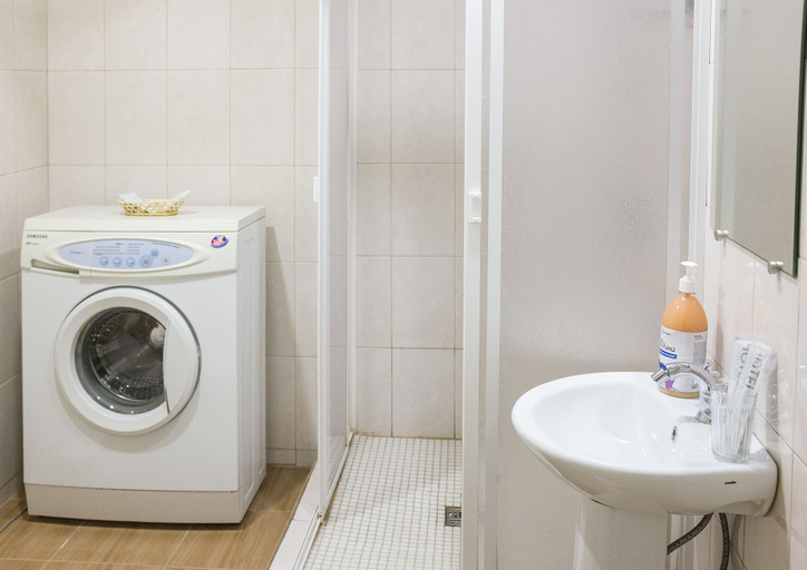 Bathroom 3, Apartment Standard on Baykalskaya 157-2, Irkutskiy rayon