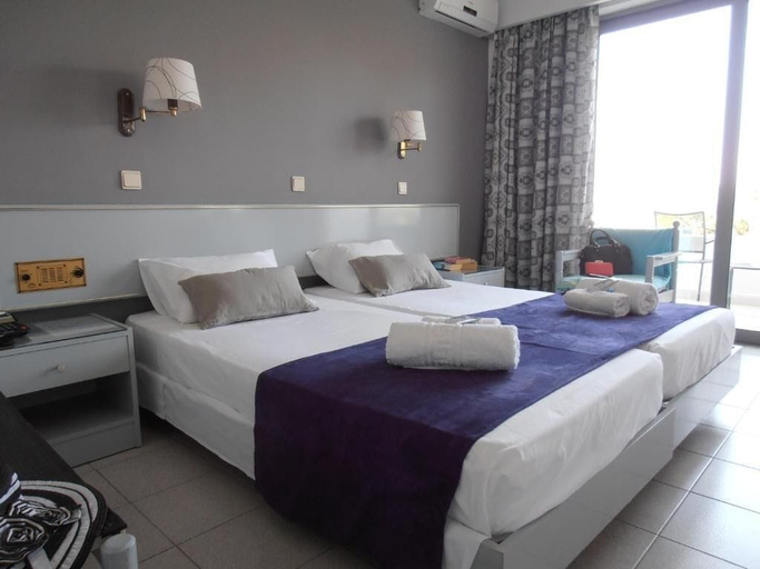 Bedroom 4, Happy Days Hotel, South Aegean