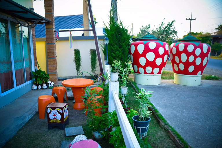 Others 5, Sabaidee Place, Muang Phetchabun