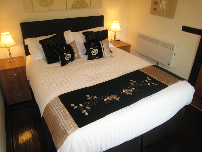 Bedroom 2, Macbeth Cottage, Warwickshire