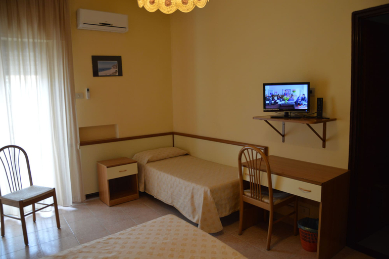 Bedroom 3, Hotel Virgilio, Vibo Valentia