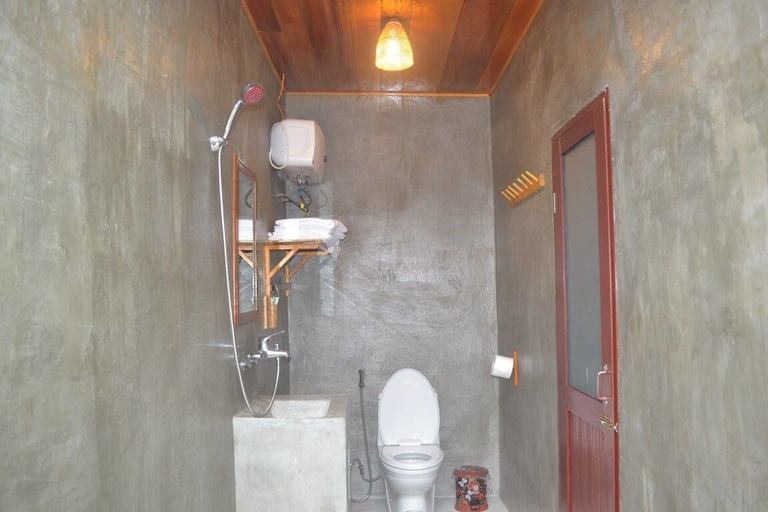 Bathroom, Village House - Hostel, Bố Trạch