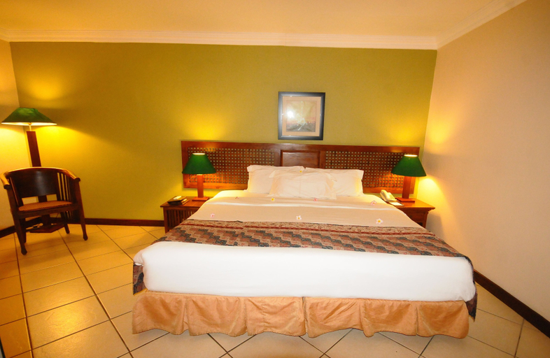 Bedroom 3, Aanari Hotel and Spa, Black River