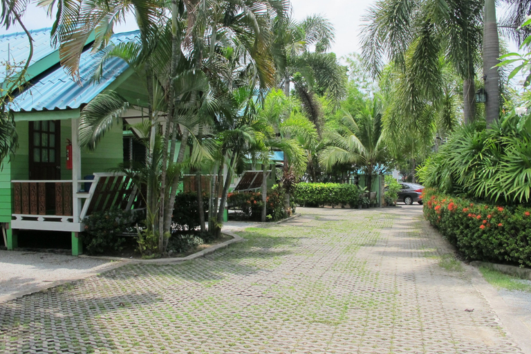 Exterior & Views 2, The Green Resort Sri Racha, Si Racha