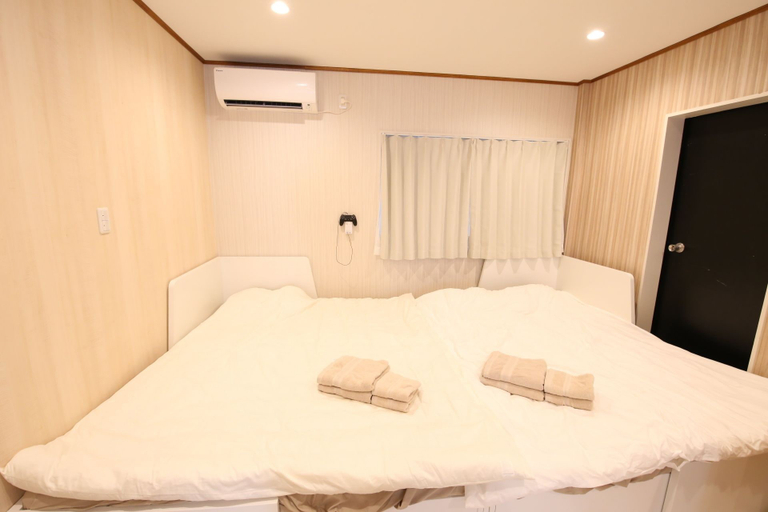 Bedroom 2, Shizuka - Kozu, Osaka