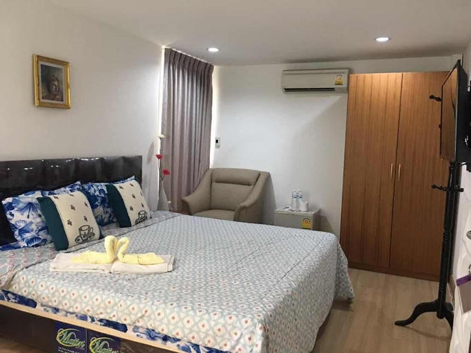 Bedroom 13