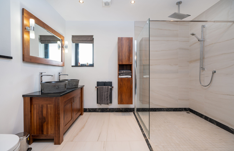 Bathroom 4, Antrim House Guest Rooms & Suites, Causeway Coast and Glens