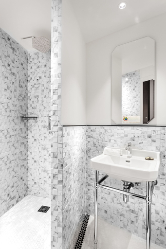 Bathroom 4, Hôtel Clarisse, Paris