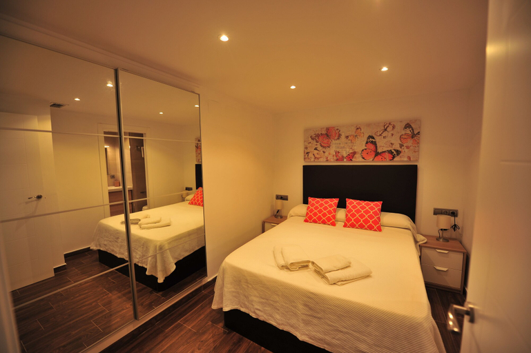 Bedroom 2, Apartamento Brisas Playa Tres Baños, Cádiz