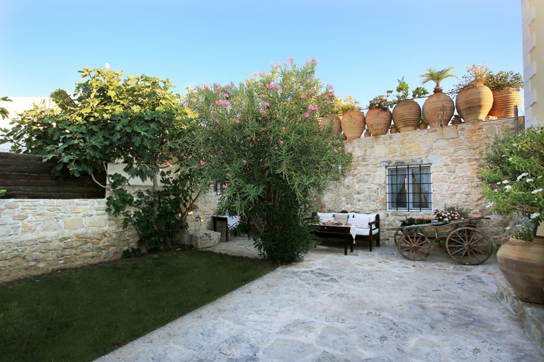 Others 5, Villa Kamilari, Faistos