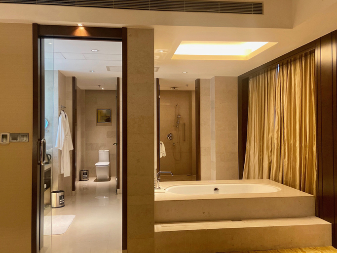 Bathroom 5, Courtyard by Marriott Shanghai Jiading, Shanghai