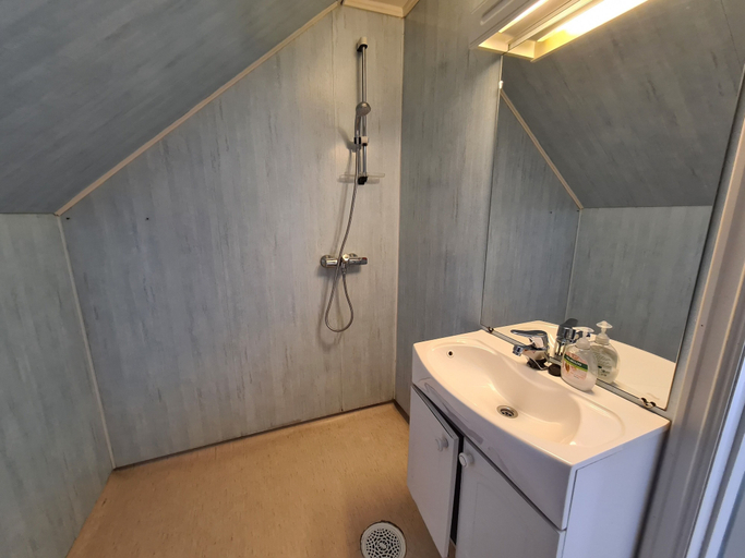 Bathroom 3, Utsira Overnatting, Utsira