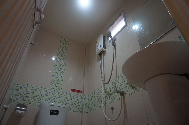 Bathroom 3, Sabaidee Resort Satun, Muang Satun
