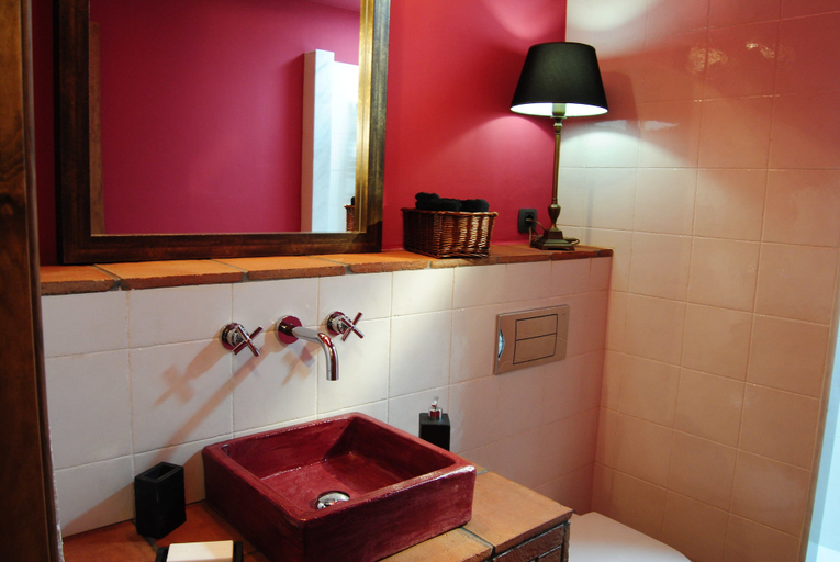 Bathroom 4, Cal Porxo del Priorat, Tarragona