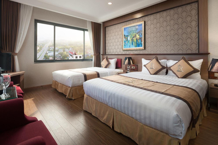 Bedroom 2, Royal Palace Hotel, Tuyên Quang