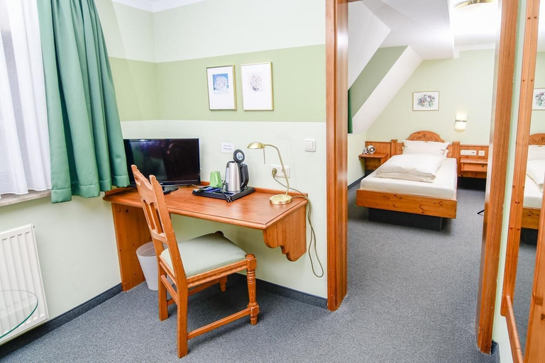 Bedroom 2, Gästehaus Engelgasse, Erlangen-Höchstadt