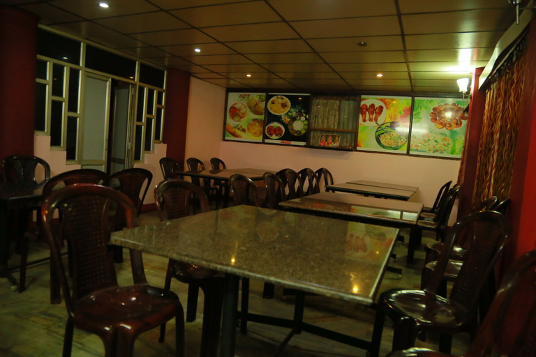 Food & Drinks 4, Hotel Blue Bird, The Nilgiris