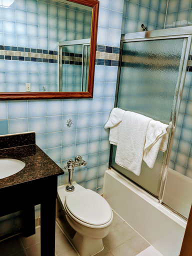 Bedroom 4, Jets Motor Inn, New York