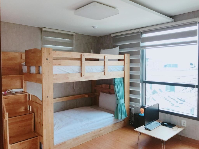 Bedroom 3, Seoul Crown 88 Guest House - Foreign Guests Only, Mapo