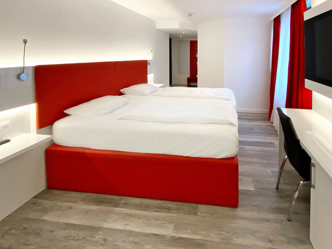 Bedroom 4, DORMERO Hotel Düsseldorf, Mettmann
