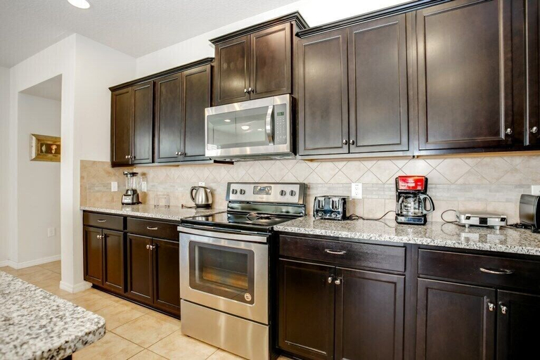 Others 4, 8932adriatico, Osceola