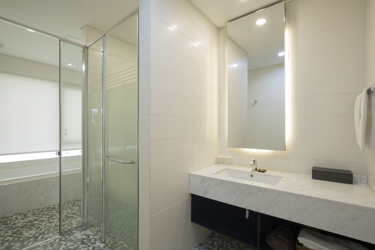 Bathroom 4, Hotel Arte, Suwon